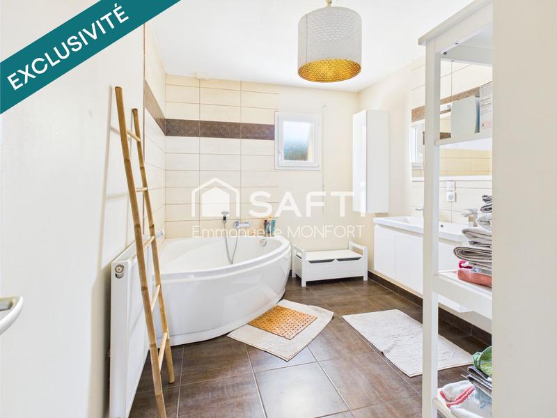 Maison - 138 m² - 7 pièces