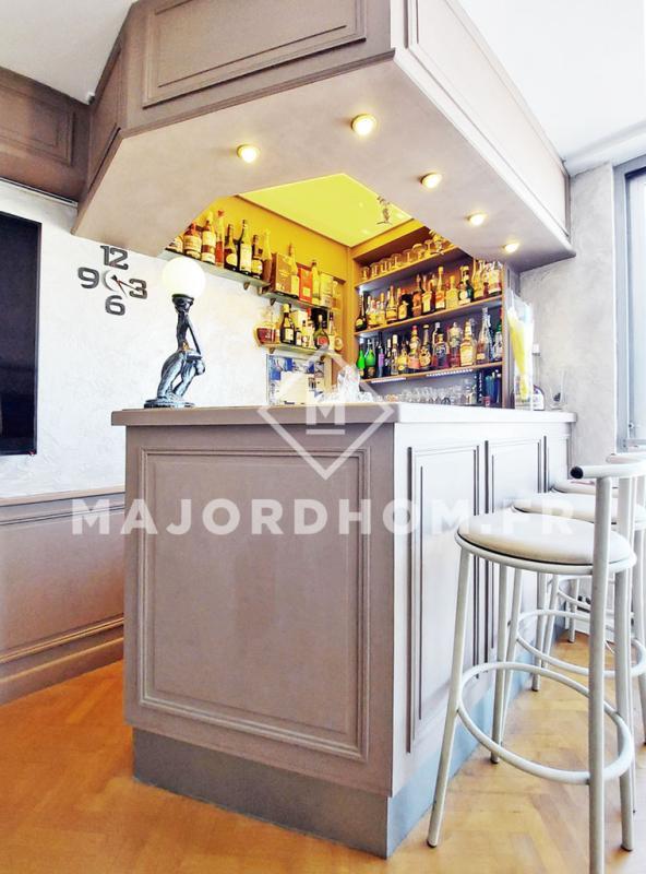 Appartement - 152 m² - 6 pièces