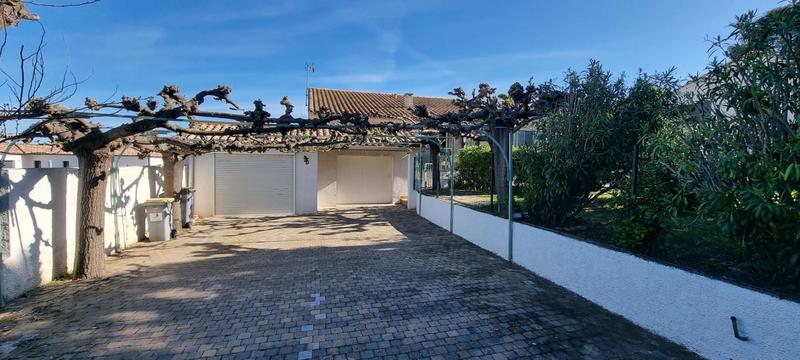 Maison - 121 m² - 6 pièces