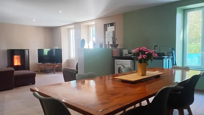 Maison - 96 m² - 3 pièces