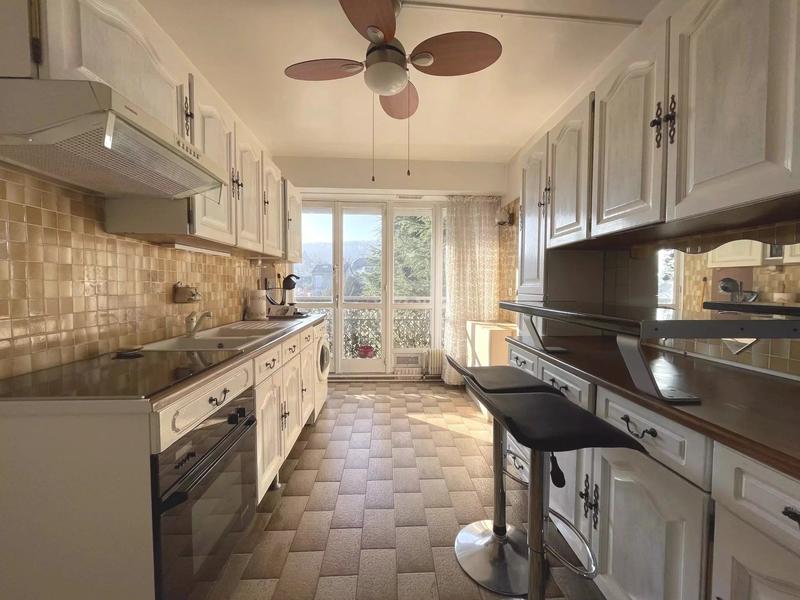 Appartement - 72 m² - 3 pièces