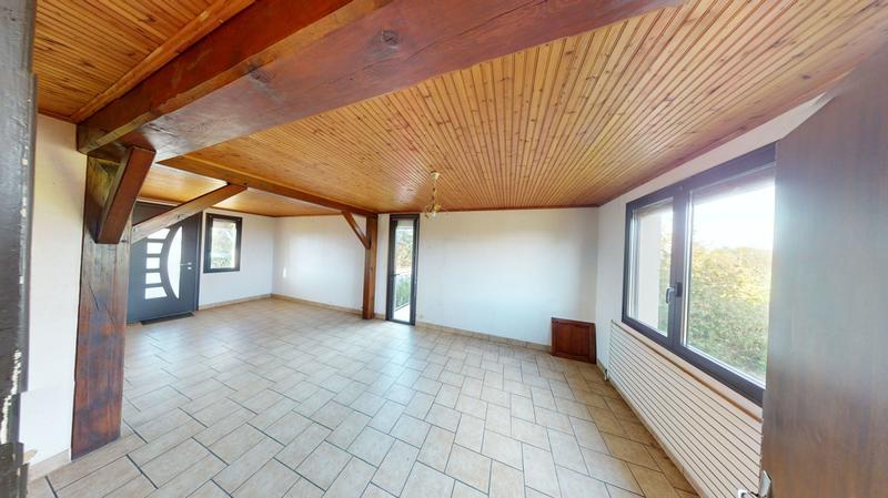 Maison - 94 m² - 5 pièces