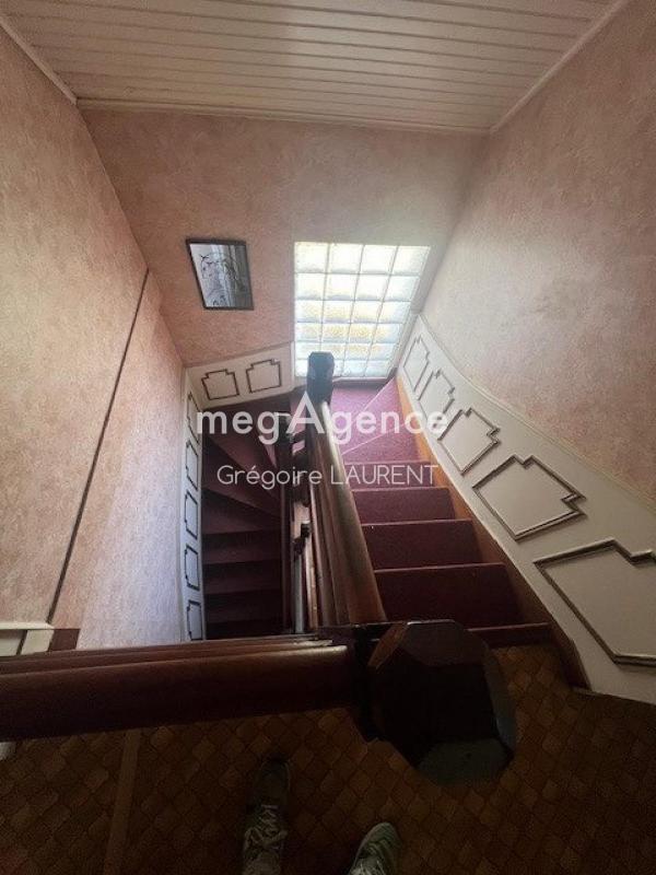 Maison traditionnelle - 193 m² - 7 pièces