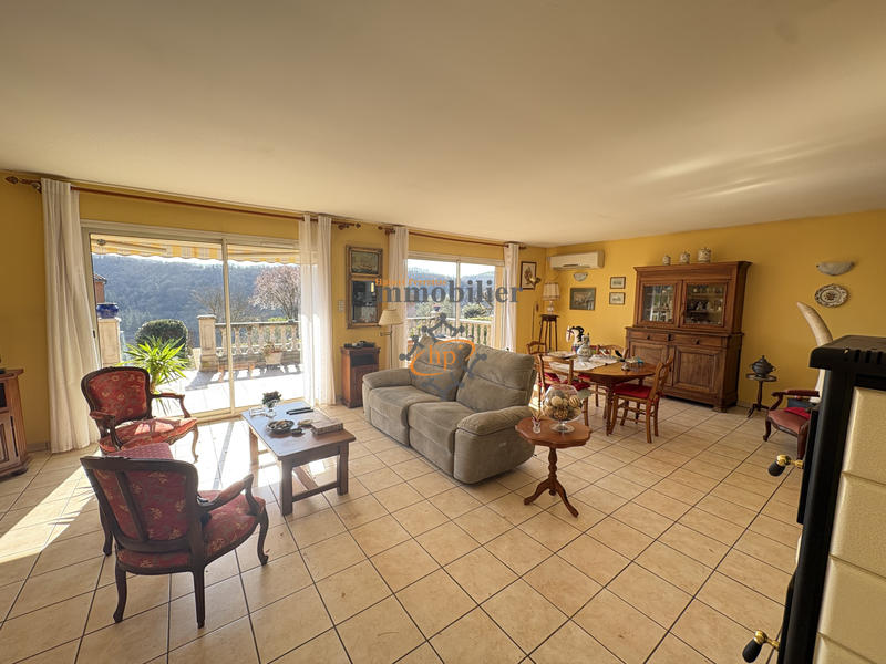 Maison - 126 m² - 4 pièces