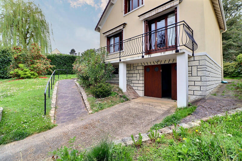 Maison - 150 m² - 7 pièces