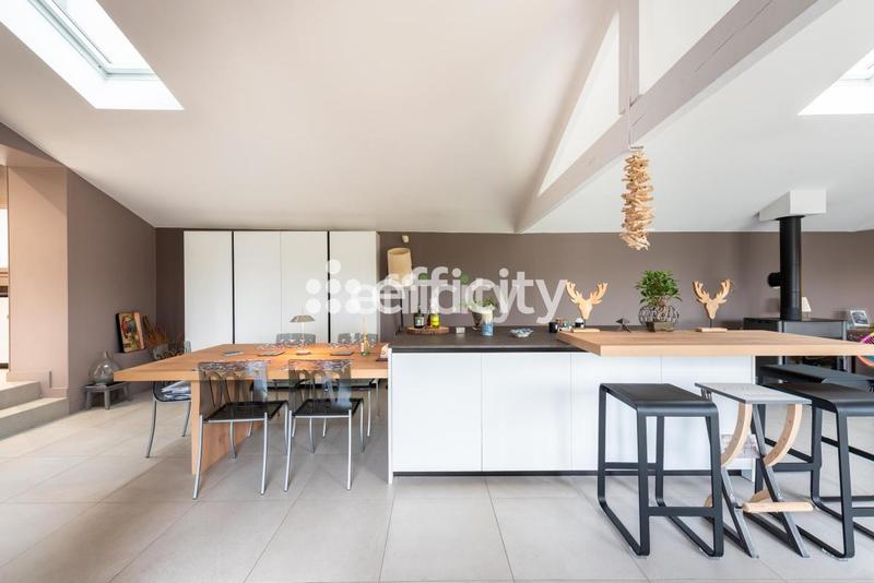 Maison de village - 180 m² - 5 pièces