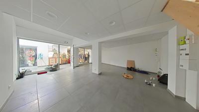 Local commercial - 61 m² - 3 pièces