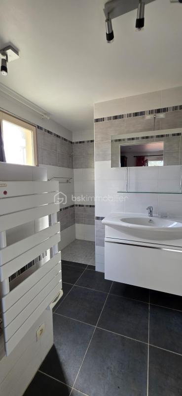 Propriété - 185 m² - 5 pièces