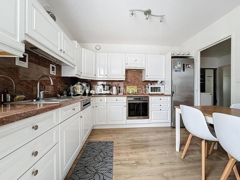 Appartement - 102 m² - 5 pièces