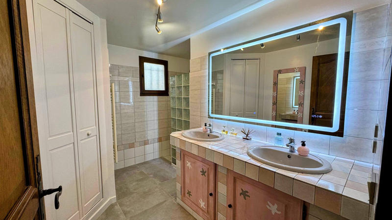 Maison - 149 m² - 5 pièces