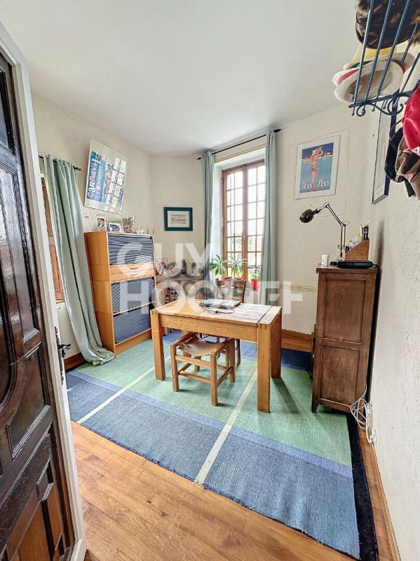 Maison - 200 m² - 8 pièces