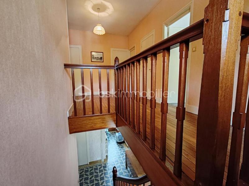 Maison - 164 m² - 7 pièces