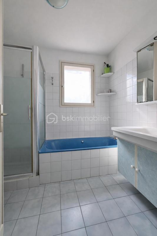 Villa - 193 m² - 8 pièces