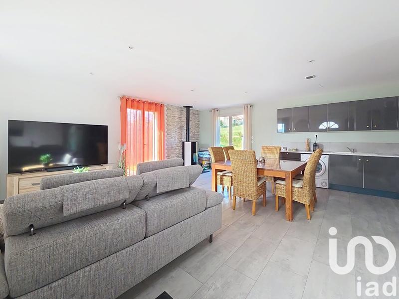 Maison - 81 m² - 4 pièces