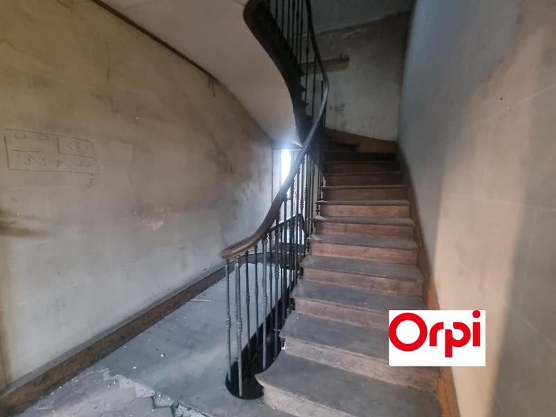 Maison - 287 m² - 5 pièces