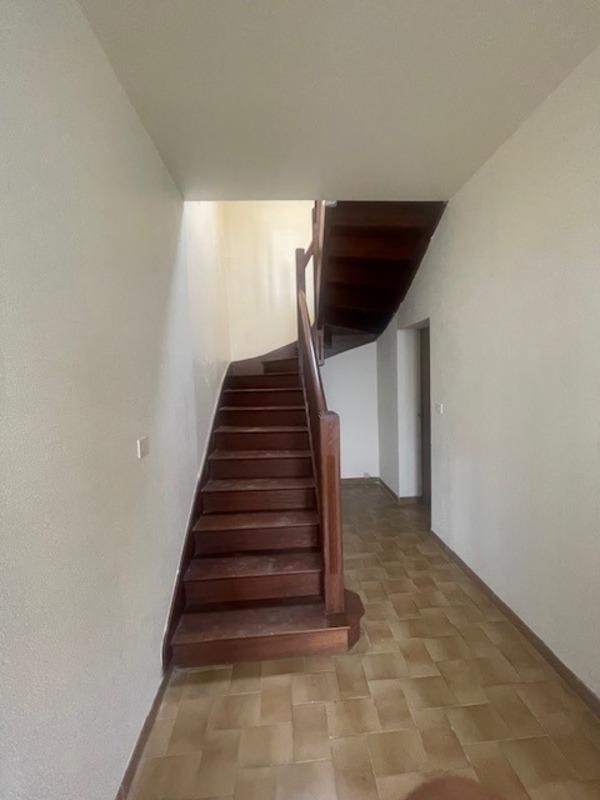 Corps de ferme - 250 m² - 15 pièces