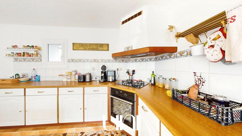 Maison - 88 m² - 4 pièces