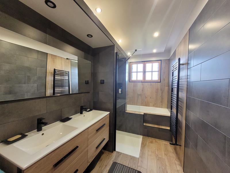 Maison - 122 m² - 6 pièces