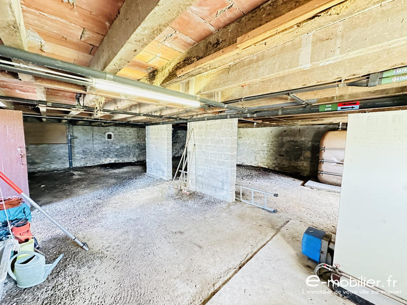 Maison - 146 m² - 5 pièces