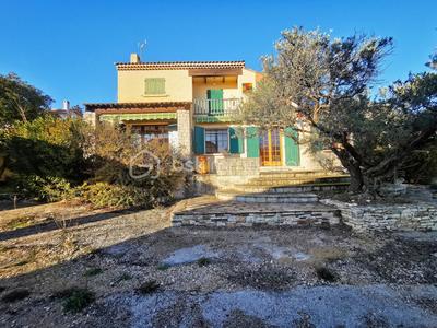 Maison traditionnelle - 138 m² - 138 pièces