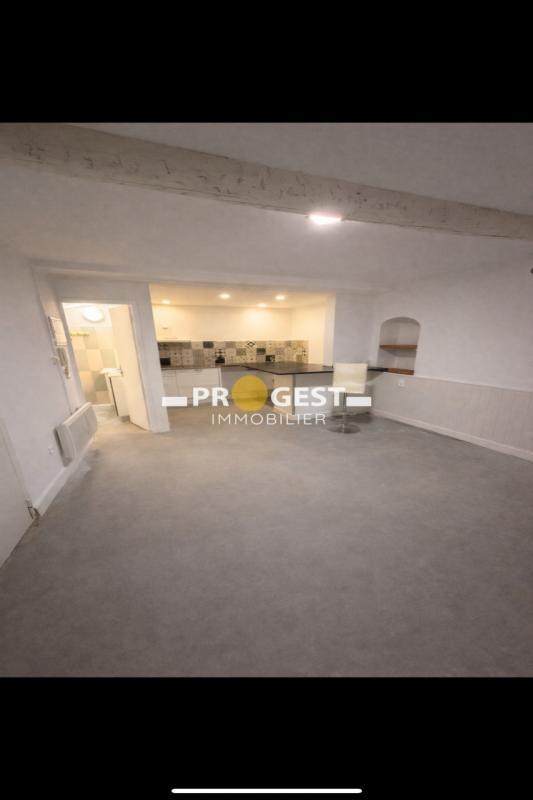 Studio - 30 m² - 1 pièce