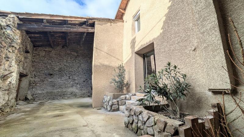 Maison de village - 74 m² - 3 pièces