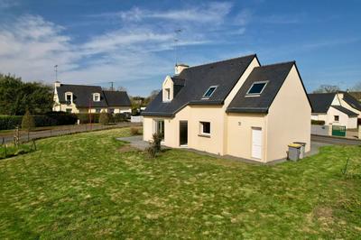 Maison - 106 m² - 5 pièces