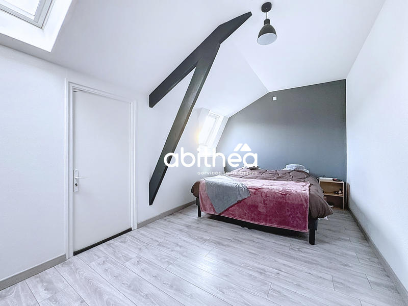 Maison - 105 m² - 5 pièces