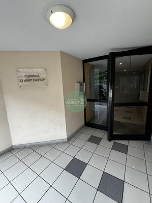 Parking / Garage - 13 m²