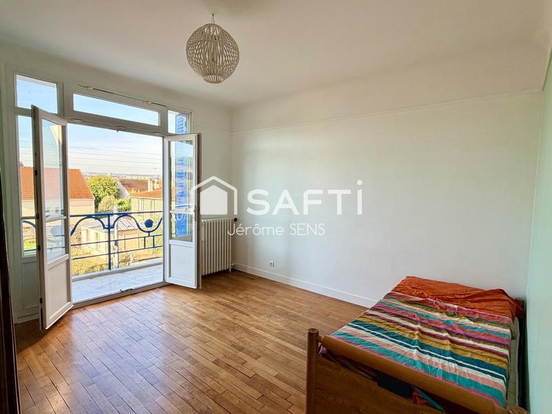 Maison - 168 m² - 8 pièces