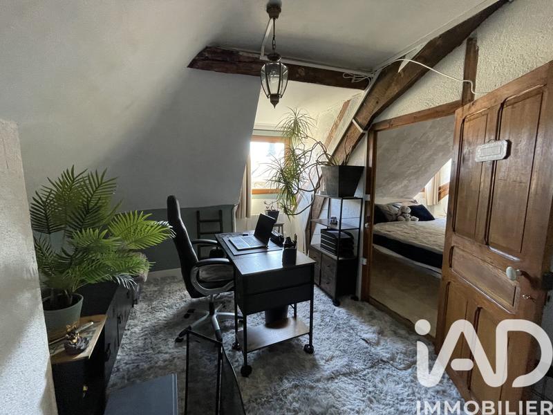 Maison - 151 m² - 8 pièces