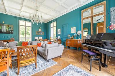 Studio - 185 m² - 5 pièces