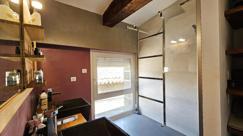 Propriété - 170 m² - 4 pièces