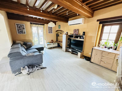 Maison - 299 m² - 12 pièces