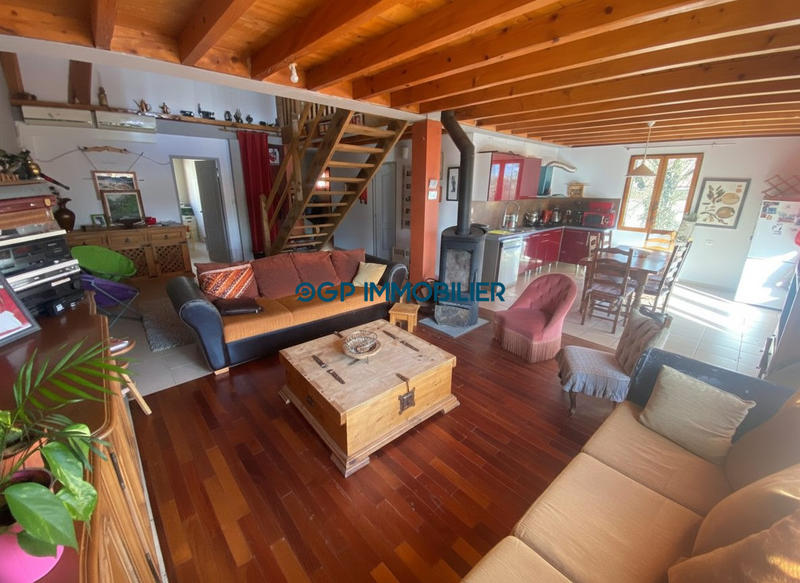 Maison traditionnelle - 212 m² - 8 pièces