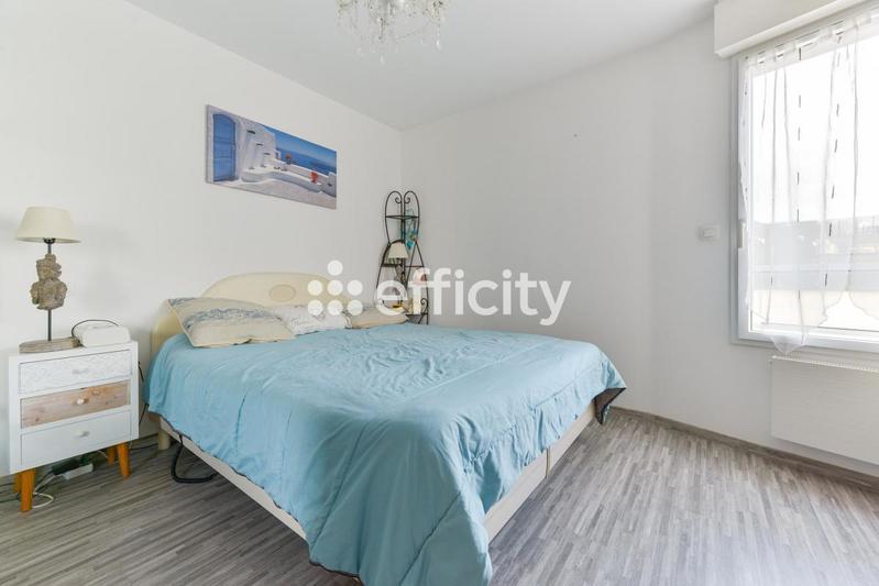 Appartement - 82 m² - 4 pièces