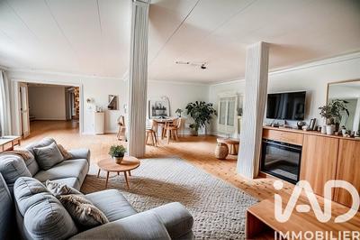 Maison - 165 m² - 8 pièces