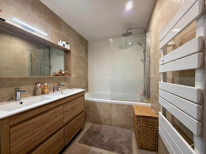 Appartement - 96 m² - 4 pièces