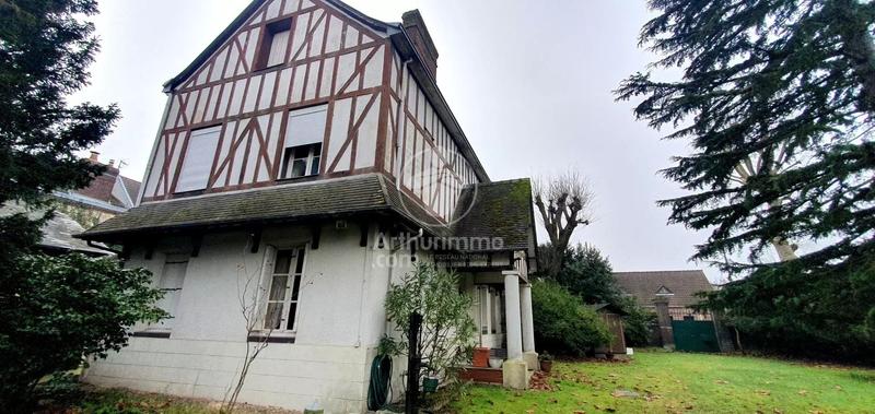 Maison - 185 m² - 7 pièces