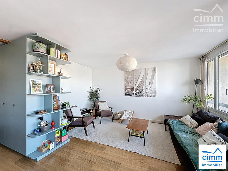 Appartement - 104 m² - 4 pièces