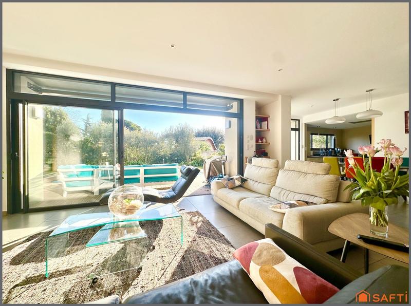 Maison - 151 m² - 6 pièces