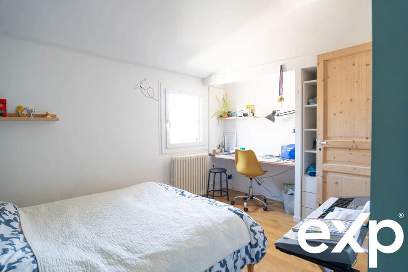 Maison - 191 m² - 8 pièces