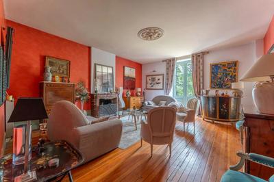 Maison de maîtres - 346 m² - 10 pièces