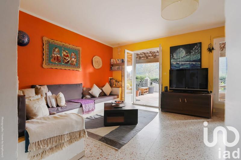 Maison - 97 m² - 6 pièces