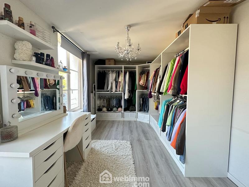 Immeuble - 341 m² - 16 pièces