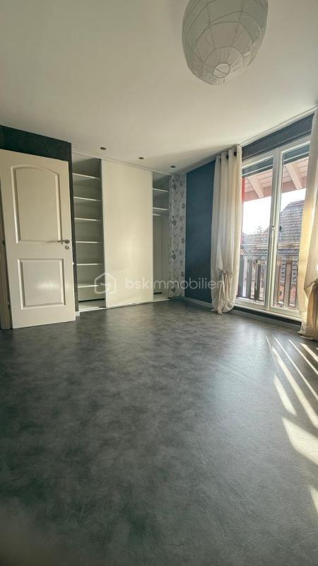 Maison - 154 m² - 8 pièces