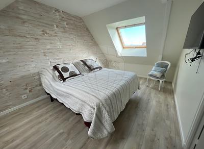 Maison - 94 m² - 4 pièces