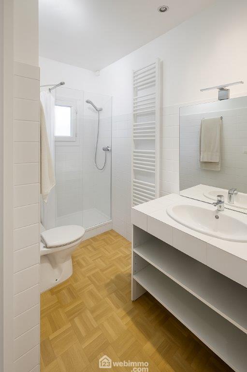 Villa - 174 m² - 8 pièces