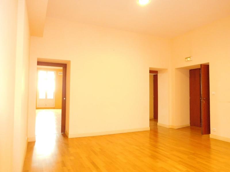 Appartement bourgeois - 132 m² - 4 pièces