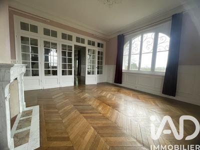 Maison - 356 m² - 8 pièces